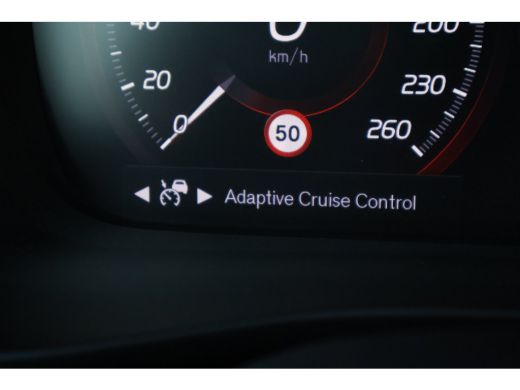 Volvo  XC40 T4 R-Design | Cruise Adapt. | Nubuck | Trekhaak | ActivLease financial lease