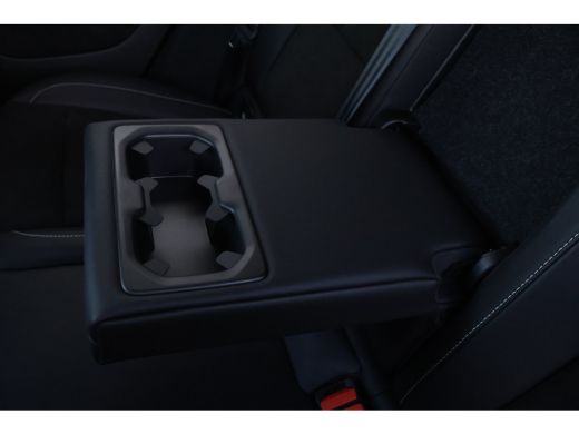 Volvo  XC40 T4 R-Design | Cruise Adapt. | Nubuck | Trekhaak | ActivLease financial lease
