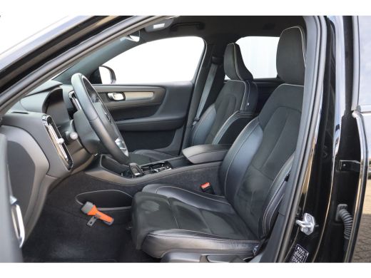 Volvo  XC40 T4 R-Design | Cruise Adapt. | Nubuck | Trekhaak | ActivLease financial lease