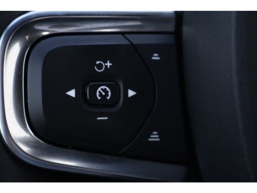 Volvo  XC40 T4 R-Design | Cruise Adapt. | Nubuck | Trekhaak | ActivLease financial lease