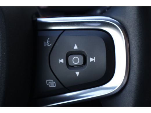 Volvo  XC40 T4 R-Design | Cruise Adapt. | Nubuck | Trekhaak | ActivLease financial lease