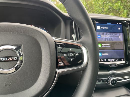 Volvo  XC60 2.0 T6 Plug-in hybrid AWD Plus Dark Long Range | SOH 97% | Pano | Trekhaak | Stoelverwarming | Ca... ActivLease financial lease