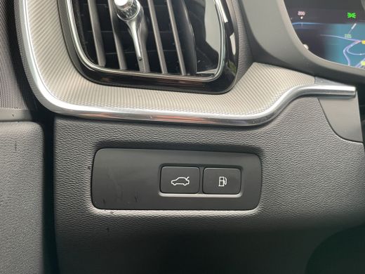 Volvo  XC60 2.0 T6 Plug-in hybrid AWD Plus Dark Long Range | SOH 97% | Pano | Trekhaak | Stoelverwarming | Ca... ActivLease financial lease