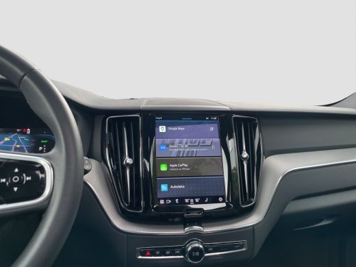 Volvo  XC60 2.0 T6 Plug-in hybrid AWD Plus Dark Long Range | SOH 97% | Pano | Trekhaak | Stoelverwarming | Ca... ActivLease financial lease