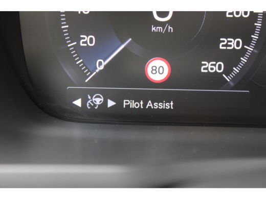 Volvo  XC90 2.0 T8 Recharge AWD R-DESIGN SOh 100% LUCHT LEER NAVI B&W 134000KM!!! ActivLease financial lease