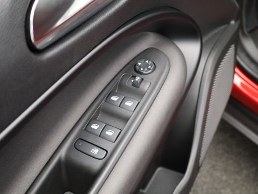 Alfa Romeo Junior 1.2 Turbo Hybrid Ibrida Speciale | Camera | Parkeersensoren | Dodehoekdetectie | Navigatie | Crui... ActivLease financial lease