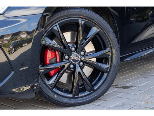 Audi A3 Sportback 45 TFSIe Sline Competition PANO MATRIX MAXTON KEYLESS ActivLease financial lease