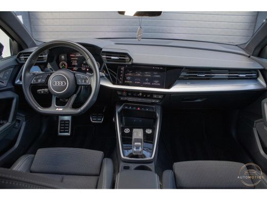 Audi A3 Sportback 45 TFSIe Sline Competition PANO MATRIX MAXTON KEYLESS ActivLease financial lease