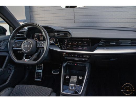 Audi A3 Sportback 45 TFSIe Sline Competition PANO MATRIX MAXTON KEYLESS ActivLease financial lease