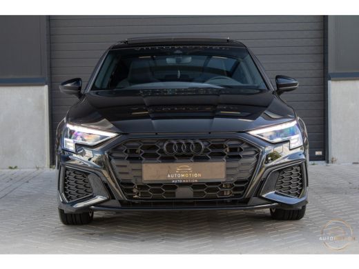 Audi A3 Sportback 45 TFSIe Sline Competition PANO MATRIX MAXTON KEYLESS ActivLease financial lease
