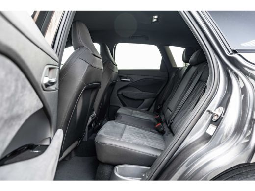 Audi Q3 1.5 e-hybrid S edition 272PK | 360 camera | Adaptief onderstel | Elek. Stoelen incl geheugen | Ma... ActivLease financial lease