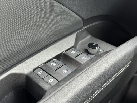 Audi Q4 Sportback e-tron 35 EDITION 170PK 55 kWh LEDER/VIRTUAL/NAVI  EL KLEP ActivLease financial lease