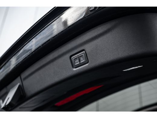 Audi Q6 e-tron S edition performance 100 kWh 306PK | Trekhaak | Luchtvering | Panoramadak | Head-up display | Ba... ActivLease financial lease