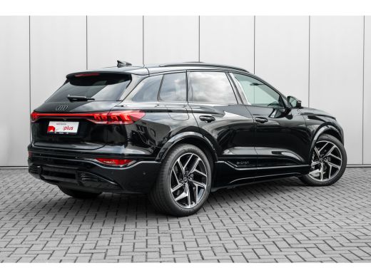 Audi Q6 e-tron S edition performance 100 kWh 306PK | Trekhaak | Luchtvering | Panoramadak | Head-up display | Ba... ActivLease financial lease