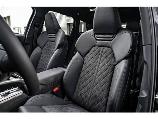 Audi Q6 e-tron S edition performance 100 kWh 306PK | Trekhaak | Luchtvering | Panoramadak | Head-up display | Ba... ActivLease financial lease