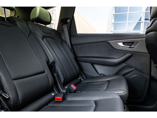 Audi Q7 55 TFSI e quattro Pro Line S 394 PK | Trekhaak | Panoramadak | Head-up | Laser LED Koplampen | Ge... ActivLease financial lease