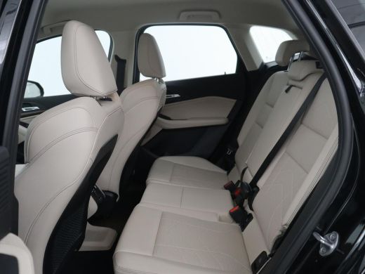 BMW 2 Serie Active Tourer 220i | Leder | Cruise control | Navigatie | Carplay | Sfeerverlichting | Virtueel d... ActivLease financial lease