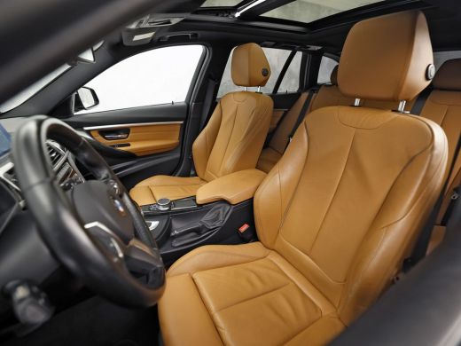 BMW 3 Serie 318i M Sport Automaat (PANORAMADAK, M PAKKET, GROOT NAVI, CAMERA, DEALER ONDERHOUDEN, COGNAC LEDE... ActivLease financial lease