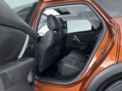 Citroën C4 1.2 Puretech Shine (INCL-BTW) *PANO |  LEATHER | FULL-LED | ADAPTIVE-CRUISE |  DIGI-COCKPIT | BLI... ActivLease financial lease