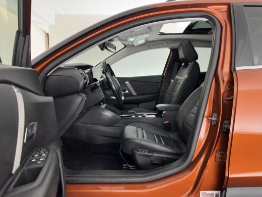 Citroën C4 1.2 Puretech Shine (INCL-BTW) *PANO |  LEATHER | FULL-LED | ADAPTIVE-CRUISE |  DIGI-COCKPIT | BLI... ActivLease financial lease