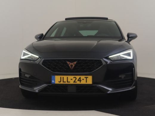 CUPRA Leon 1.4 e-Hybrid VZ Adrenaline 245 Pk AUTO l Elektr. Pano-dak | Camera | Cr. Control Adapt | Climate ... ActivLease financial lease