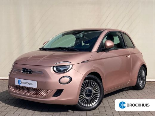Fiat 500 Icon Airco | AppleCarplay/ Android Auto | Camera | Cruise Control | DAB | Keyless Start | LMV 16"... ActivLease financial lease