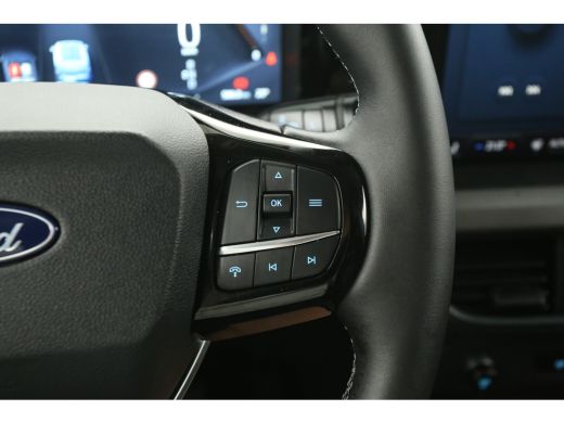 Ford Courier 54 kWh 136PK | NIEUW | Snelladen | Virtual | Camera | Cruise | Carplay | LED ActivLease financial lease