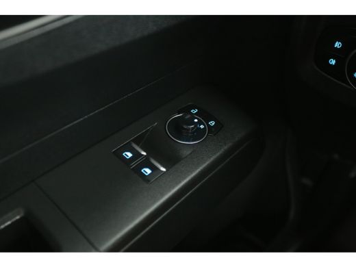 Ford Courier 54 kWh 136PK | NIEUW | Snelladen | Virtual | Camera | Cruise | Carplay | LED ActivLease financial lease