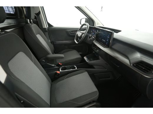 Ford Courier 54 kWh 136PK | NIEUW | Snelladen | Virtual | Camera | Cruise | Carplay | LED ActivLease financial lease