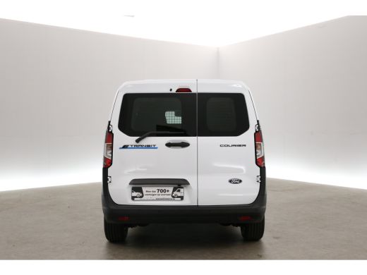 Ford Courier 54 kWh 136PK | NIEUW | Snelladen | Virtual | Camera | Cruise | Carplay | LED ActivLease financial lease