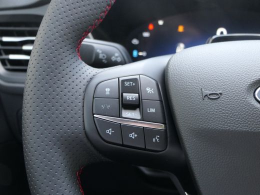 Ford Kuga 2.5 PHEV ST-Line | Trekhaak | Adaptive Cruise | BLIS | 360 Camera | Keyless | Stoelverwarming | LED ActivLease financial lease