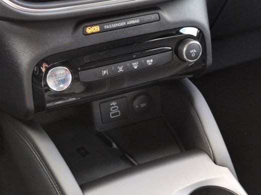 Ford Kuga 2.5 PHEV Titanium | Achterbank verwarmd | Achteruitrijcamera | All Weather banden ActivLease financial lease