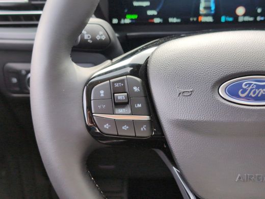 Ford Kuga 2.5 PHEV Titanium | Achterbank verwarmd | Achteruitrijcamera | All Weather banden ActivLease financial lease