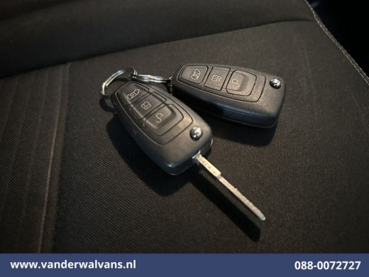 Ford Transit Custom 2.0 TDCI 130pk L2H1 Euro6 Airco | Navigatie | Apple Carplay | LED | Cruisecontrol | 2800kg Trekha... ActivLease financial lease