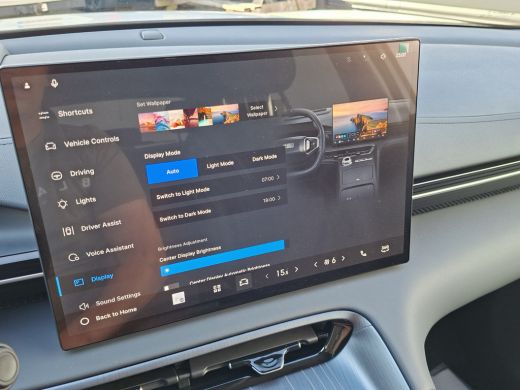 Geely E5 Max+ 68 kWh V2L Massage Koel+Verw Pano HeadUp FLYME ActivLease financial lease