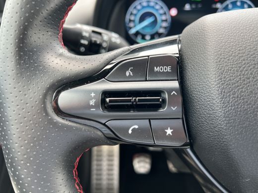 Hyundai i20 1.0 T-GDI 100pk N-Line | Camera | Carplay | Premium audio | Cruise controle | Navigatie | 17'' ve... ActivLease financial lease
