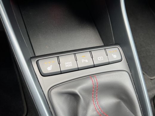 Hyundai i20 1.0 T-GDI 100pk N-Line | Camera | Carplay | Premium audio | Cruise controle | Navigatie | 17'' ve... ActivLease financial lease