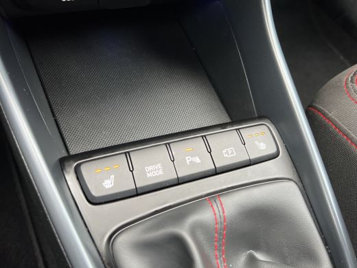 Hyundai i20 1.0 T-GDI 100pk N-Line | Camera | Carplay | Premium audio | Cruise controle | Navigatie | 17'' ve... ActivLease financial lease
