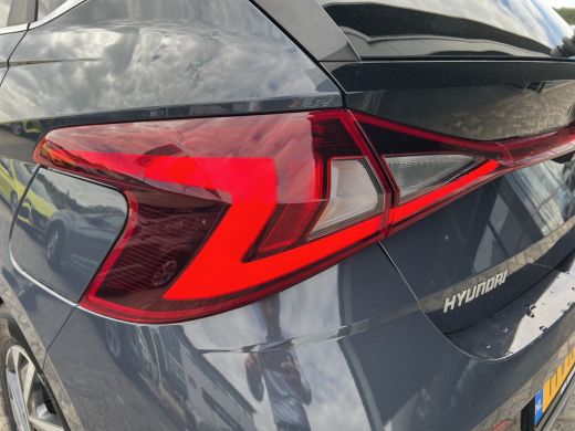 Hyundai i20 1.0 T-GDI 100pk Premium | Carplay | Climate control | Cruise control | Stoel/stuurverwarming | Ca... ActivLease financial lease
