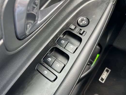 Hyundai i20 1.0 T-GDI 100pk Premium | Carplay | Climate control | Cruise control | Stoel/stuurverwarming | Ca... ActivLease financial lease