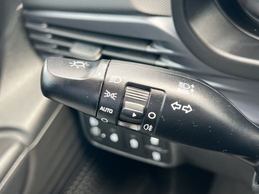Hyundai i20 1.0 T-GDI 100pk Premium | Carplay | Climate control | Cruise control | Stoel/stuurverwarming | Ca... ActivLease financial lease