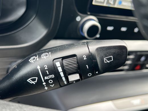 Hyundai i20 1.0 T-GDI 100pk Premium | Carplay | Climate control | Cruise control | Stoel/stuurverwarming | Ca... ActivLease financial lease