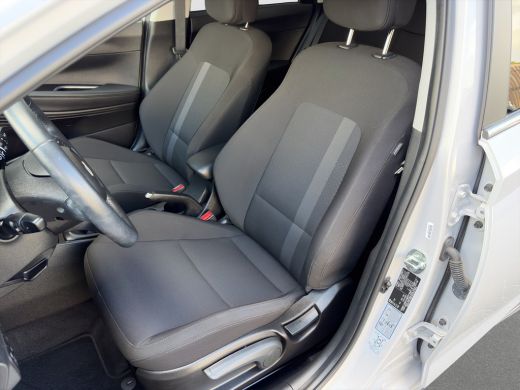 Hyundai i20 1.0 T-GDI 100pk Premium | Carplay | Climate control | Cruise control | Stoel/stuurverwarming | Ca... ActivLease financial lease