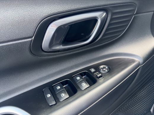 Hyundai i20 1.0 T-GDI 100pk Premium | Carplay | Climate control | Cruise control | Stoel/stuurverwarming | Ca... ActivLease financial lease
