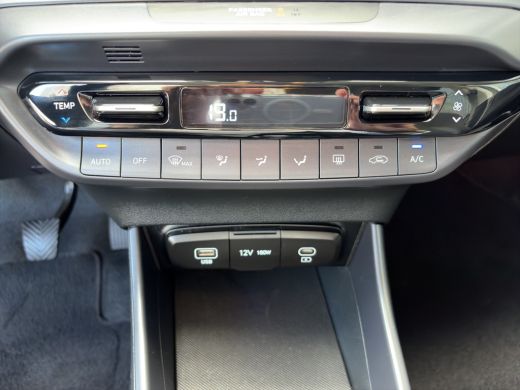 Hyundai i20 1.0 T-GDI 100pk Premium | Carplay | Climate control | Cruise control | Stoel/stuurverwarming | Ca... ActivLease financial lease