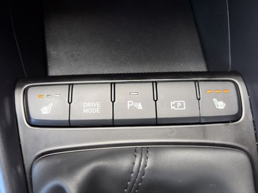 Hyundai i20 1.0 T-GDI 100pk Premium | Carplay | Climate control | Cruise control | Stoel/stuurverwarming | Ca... ActivLease financial lease