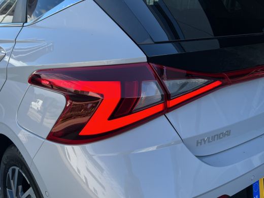 Hyundai i20 1.0 T-GDI Premium | Carplay | Climate control | Cruise control | Stoel/stuurverwarming | Camera |... ActivLease financial lease