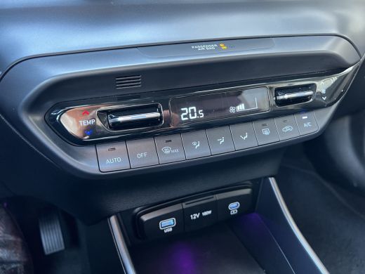 Hyundai i20 1.0 T-GDI Premium | Carplay | Climate control | Cruise control | Stoel/stuurverwarming | Camera |... ActivLease financial lease