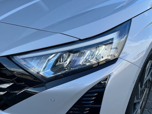 Hyundai i20 1.0 T-GDI Premium | Carplay | Climate control | Cruise control | Stoel/stuurverwarming | Camera |... ActivLease financial lease
