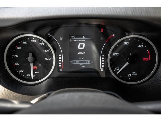 Iveco Daily 35S16 | L4H2 | 157 PK | 3-Zits | Airco | Parkeersensoren ActivLease financial lease